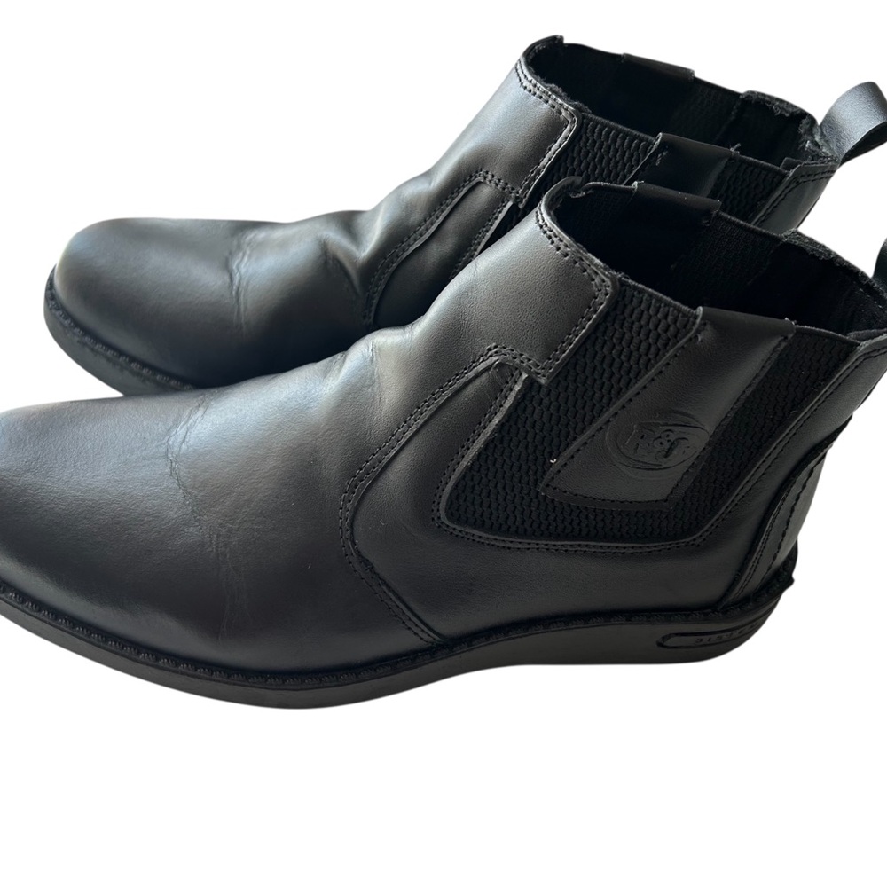 Kid’s Black Leather Chelsea Boots. Size 6 for boy